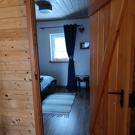 Pod Lipa 度假居 Idzikow